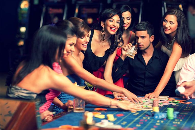 Gambling-women-1